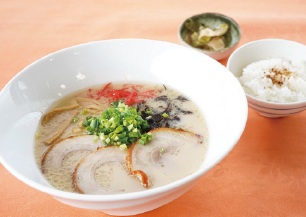 豚骨ラーメン